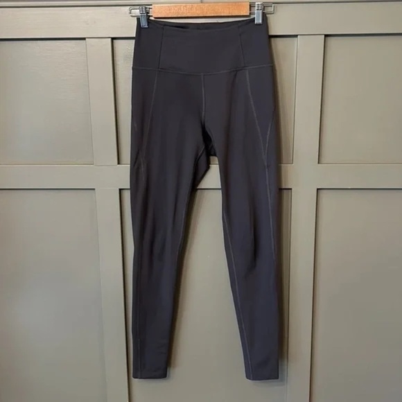 Girlfriend Collective Compressive High Rise Leggings Charcoal Gray Size Small - Picture 3 of 8